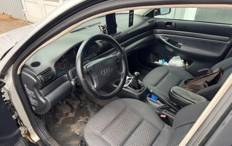 Audi A4, 1994 год, 350 000 рублей, 8 фотография