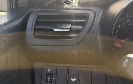 KIA Rio III рестайлинг, 2013 год, 750 000 рублей, 15 фотография