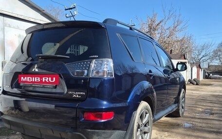 Mitsubishi Outlander III рестайлинг 3, 2011 год, 1 585 000 рублей, 10 фотография