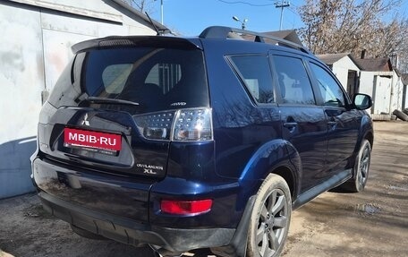 Mitsubishi Outlander III рестайлинг 3, 2011 год, 1 585 000 рублей, 8 фотография