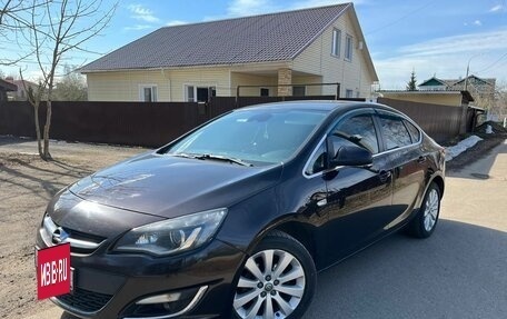 Opel Astra J, 2014 год, 830 000 рублей, 2 фотография