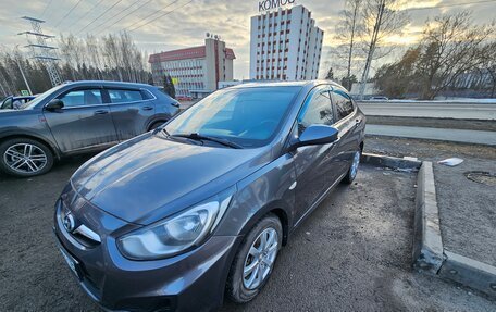 Hyundai Solaris II рестайлинг, 2013 год, 595 000 рублей, 4 фотография
