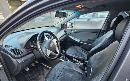 Hyundai Solaris II рестайлинг, 2013 год, 595 000 рублей, 14 фотография