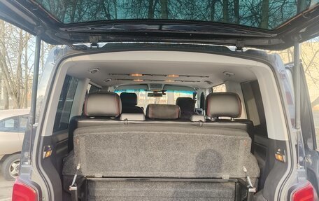 Volkswagen Multivan T5, 2010 год, 1 890 000 рублей, 9 фотография