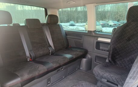 Volkswagen Multivan T5, 2010 год, 1 890 000 рублей, 14 фотография