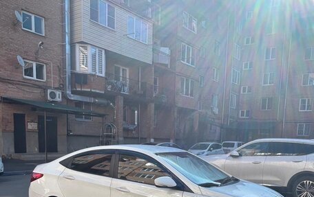 Hyundai Solaris II рестайлинг, 2012 год, 870 000 рублей, 5 фотография