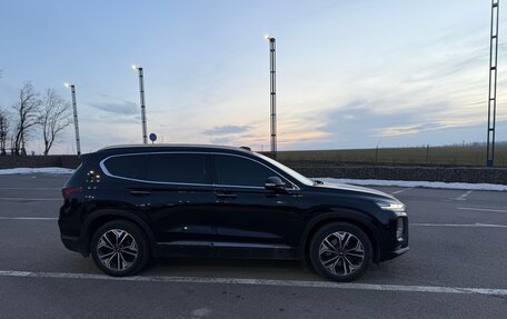 Hyundai Santa Fe IV, 2019 год, 3 000 000 рублей, 3 фотография
