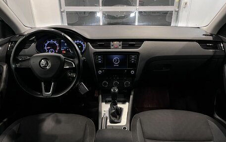 Skoda Octavia, 2019 год, 1 555 000 рублей, 9 фотография