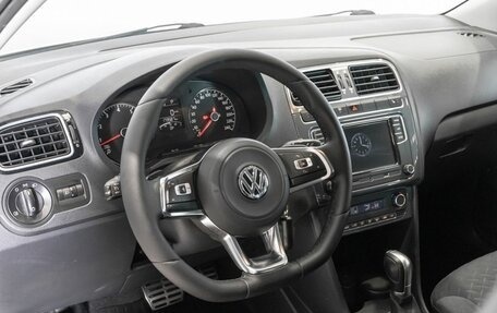 Volkswagen Polo VI (EU Market), 2018 год, 1 293 200 рублей, 5 фотография