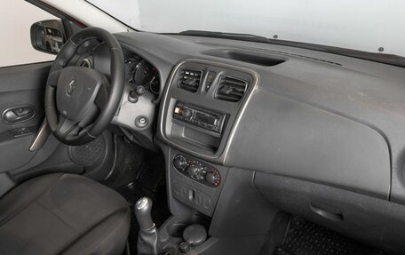 Renault Logan II, 2014 год, 765 300 рублей, 7 фотография