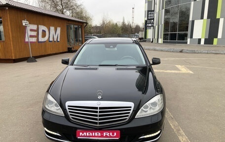 Mercedes-Benz S-Класс, 2011 год, 1 450 000 рублей, 1 фотография