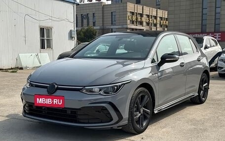 Volkswagen Golf VIII, 2023 год, 2 190 000 рублей, 1 фотография