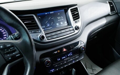 Hyundai Tucson III, 2018 год, 1 600 000 рублей, 21 фотография