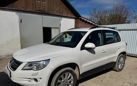 Volkswagen Tiguan I, 2010 год, 1 200 000 рублей, 2 фотография