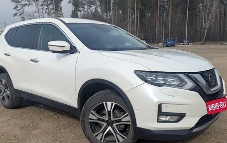 Nissan X-Trail, 2018 год, 1 990 000 рублей, 4 фотография