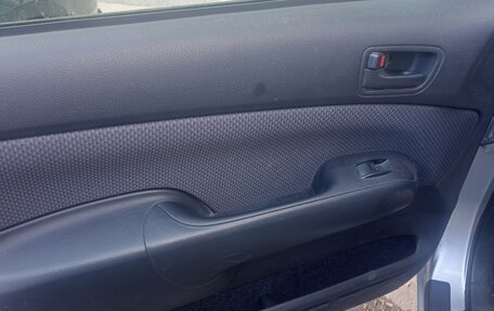 Toyota Succeed I рестайлинг, 2012 год, 750 000 рублей, 12 фотография