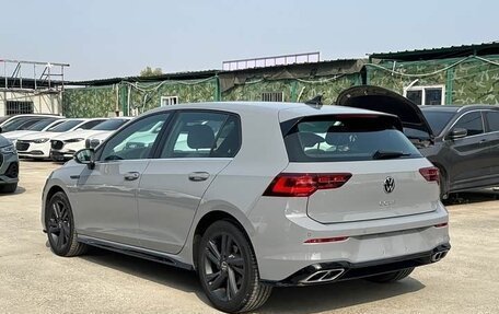 Volkswagen Golf VIII, 2023 год, 2 190 000 рублей, 3 фотография