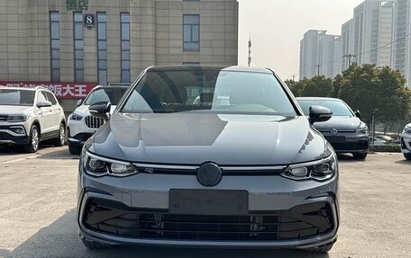 Volkswagen Golf VIII, 2023 год, 2 190 000 рублей, 2 фотография