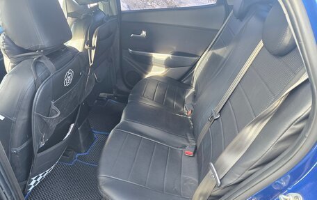 KIA Rio III рестайлинг, 2013 год, 700 000 рублей, 8 фотография