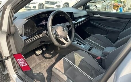 Volkswagen Golf VIII, 2023 год, 2 190 000 рублей, 7 фотография