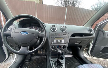 Ford Fusion I, 2006 год, 370 000 рублей, 14 фотография