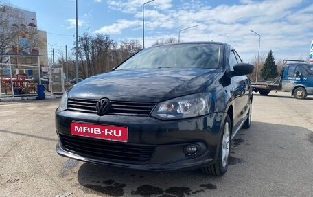 Volkswagen Polo VI (EU Market), 2011 год, 450 000 рублей, 1 фотография