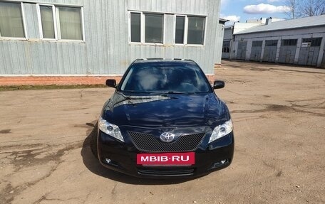 Toyota Camry, 2008 год, 960 000 рублей, 2 фотография