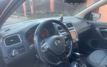 Volkswagen Polo VI (EU Market), 2016 год, 990 000 рублей, 7 фотография