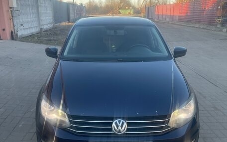 Volkswagen Polo VI (EU Market), 2016 год, 990 000 рублей, 2 фотография