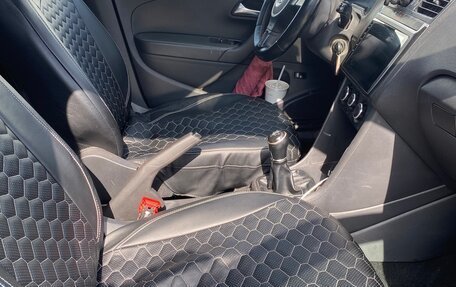 Volkswagen Polo VI (EU Market), 2011 год, 450 000 рублей, 6 фотография