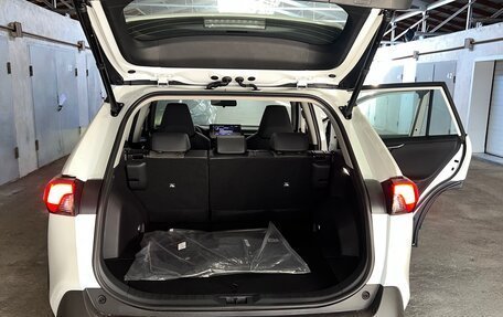 Toyota RAV4, 2024 год, 4 200 000 рублей, 5 фотография