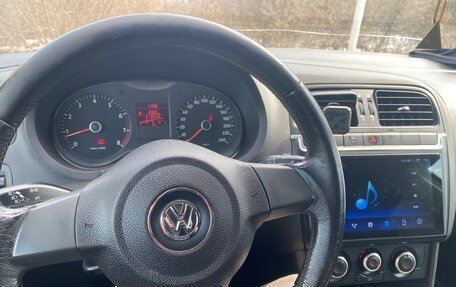 Volkswagen Polo VI (EU Market), 2011 год, 450 000 рублей, 8 фотография