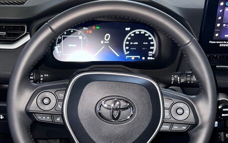 Toyota RAV4, 2024 год, 4 200 000 рублей, 11 фотография