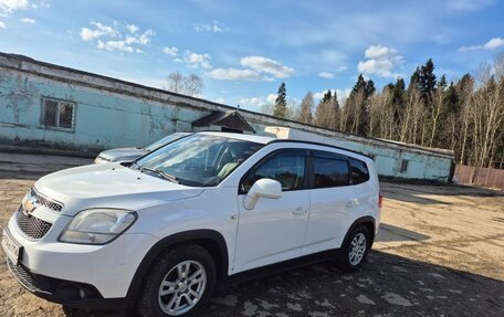 Chevrolet Orlando I, 2012 год, 850 000 рублей, 2 фотография