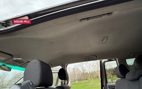 Toyota ISis I, 2009 год, 895 000 рублей, 15 фотография