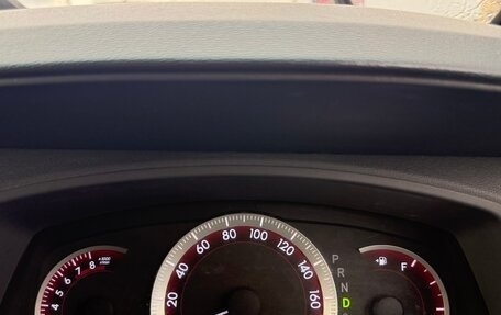 Toyota ISis I, 2009 год, 895 000 рублей, 30 фотография