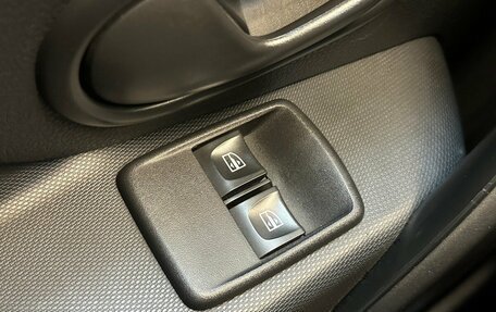 Renault Logan II, 2018 год, 830 000 рублей, 9 фотография