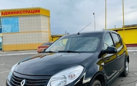 Renault Sandero I, 2011 год, 415 000 рублей, 2 фотография