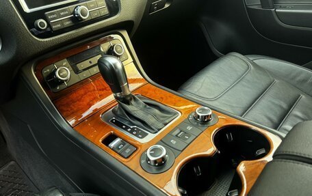 Volkswagen Touareg III, 2010 год, 1 850 000 рублей, 2 фотография