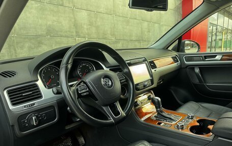 Volkswagen Touareg III, 2010 год, 1 850 000 рублей, 8 фотография