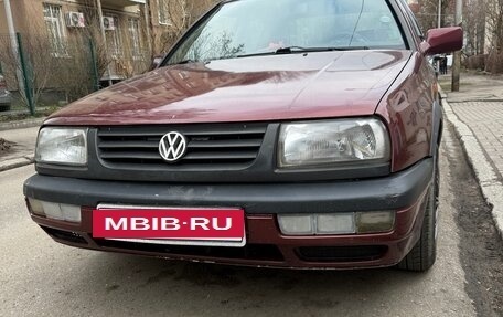 Volkswagen Vento, 1992 год, 250 000 рублей, 3 фотография