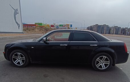 Chrysler 300C II, 2005 год, 1 150 000 рублей, 6 фотография