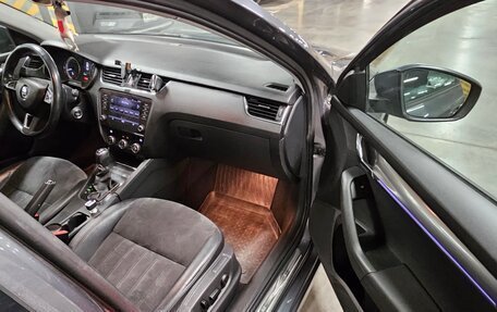 Skoda Octavia, 2017 год, 1 200 000 рублей, 10 фотография