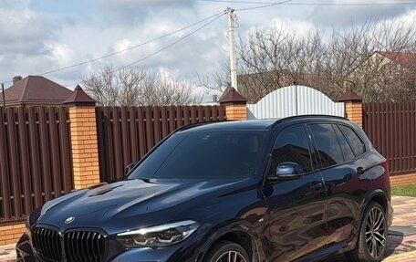 BMW X5, 2020 год, 6 850 000 рублей, 2 фотография