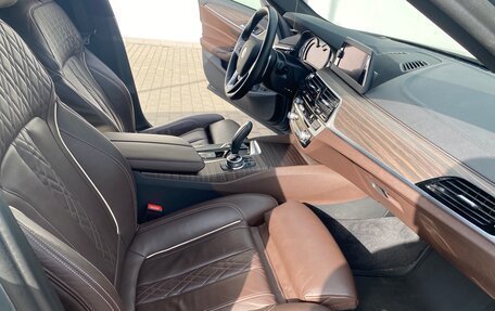 BMW 5 серия, 2018 год, 4 600 000 рублей, 11 фотография