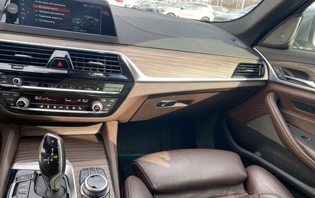 BMW 5 серия, 2018 год, 4 600 000 рублей, 14 фотография