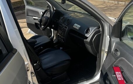 Ford Fusion I, 2012 год, 750 000 рублей, 8 фотография