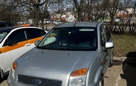Ford Fusion I, 2012 год, 750 000 рублей, 2 фотография
