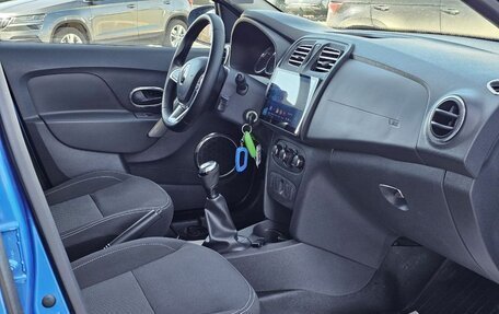 Renault Logan II, 2021 год, 1 500 000 рублей, 11 фотография