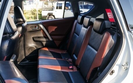 Toyota RAV4, 2013 год, 2 050 000 рублей, 10 фотография